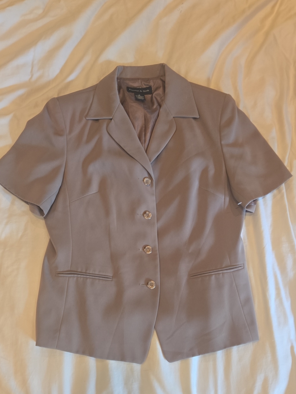 Preston & York Taupe Short-Sleeve Blazer